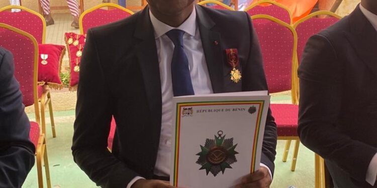 Distinction dans l’Ordre national du Bénin : Herman Orou Takou fait Officier