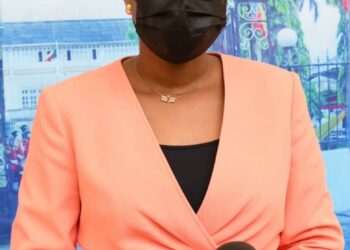 Commission des finances de l’assemblée nationale : 24 milliards pour Aurelie Adam Soule Zoumarou en 2022