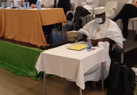 Rencontre d’échanges sur le leadership politique et social : L’Ofr et l’Ofc partagent leurs expériences