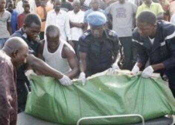 BENIN : Un enseignant retrouvé mort sur une servante de bar dans un hôtel à Missérété