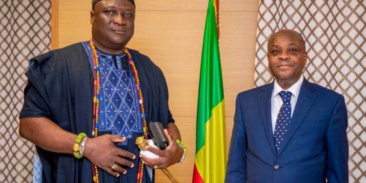 Bénin : Le Roi de Savalou fait une promesse au Président Dorothé SOSSA