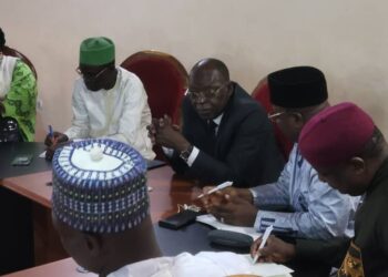 Séance d&rsquo;échanges du président du Bloc Républicain : Abdoulaye Bio Tchané remobilise la troupe BR de Natitingou et environs