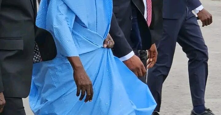 Bénin : L&rsquo;accueil triomphal au président Bola Tinubu à la 63ème fête de l&rsquo;indépendance