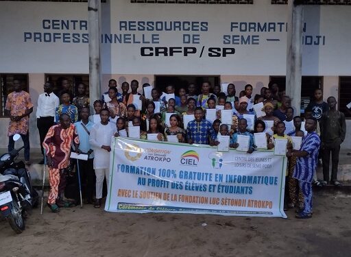 Bénin : 70 jeunes formés en informatique par la Fondation Luc Sètondji Atrokpo et l’Ong Ciel