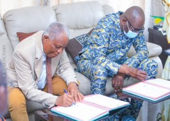 Partenariat Mairie de Cotonou – Ville française d’Heudebouville : Des salles de classe bientôt construites à l’EPP Agongbomey