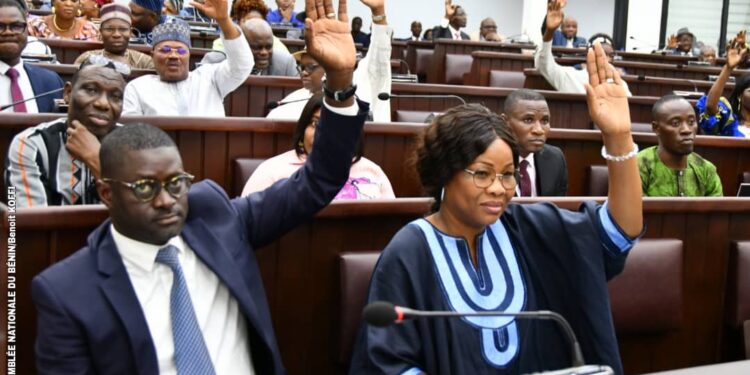 Budget de l&rsquo;Assemblée nationale du Bénin : 72 voix pour et 28 voix contre pour adopter 24.788.969.569 F CFA