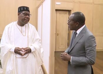 Rencontre Talon-Yayi et membres de LD : L’ERREUR DE PROTOCOLE DU PR TALON