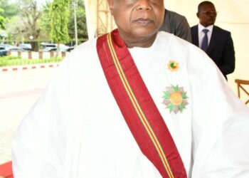 Élévation à la Dignité de Grand-Croix de l’Ordre national du Bénin : L’He Robert GBIAN remercie le chef de l’Etat