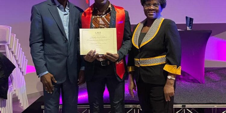 Master en Management des stratégies de communication : Le message émouvant de Djenontin à son fils