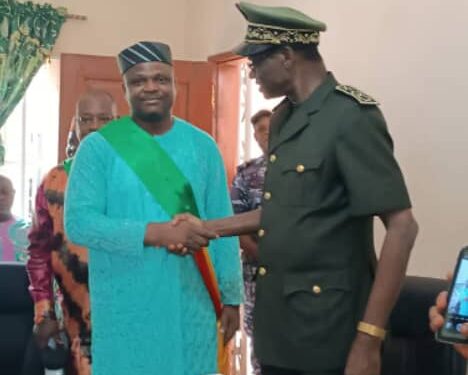 Bénin : Le nouveau maire de Djakotomey et ses adjoints installés