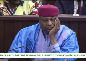 Refus des députés de réviser la constitution proposée par Assan Séibou : CHRONIQUE D&rsquo;UNE DÉCONFITURE DES RELATIONS ENTRE TALON ET SES DÉPUTÉS