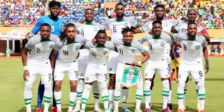 Football : Un ancien international nigérian à la tête des Super Eagles