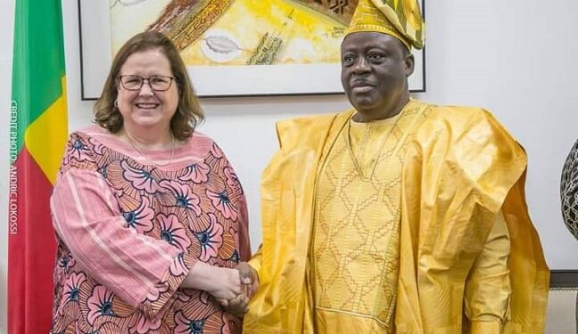 Bénin/Assemblée Nationale : L’Ambassadrice du Canada fait ses adieux au Président Vlavonou