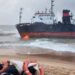 Après son échouage sur les côtes béninoises : Le transvasement du gasoil du bateau «SPSL UDEME » est en cours