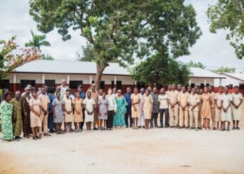 Bénin : Le Maire Luc Atrokpo réceptionne des infrastructures rénovées par…