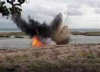 Bénin : Une explosion de grenade coûte la main à une adolescente à…