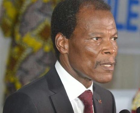 Doute artificiel sur un coup d’État pendant que les auteurs sont placés en détention : Azannaï veut ouvrir une nouvelle filière pour prendre sa part de « Gombo » auprès de la famille Boko