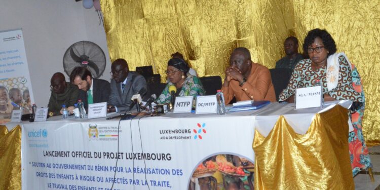 Coopération tripartite Gouvernement-Luxembourg-UNICEF : Un nouveau projet pour l’éradication de la traite et du travail des enfants dans le Zou et le Couffo