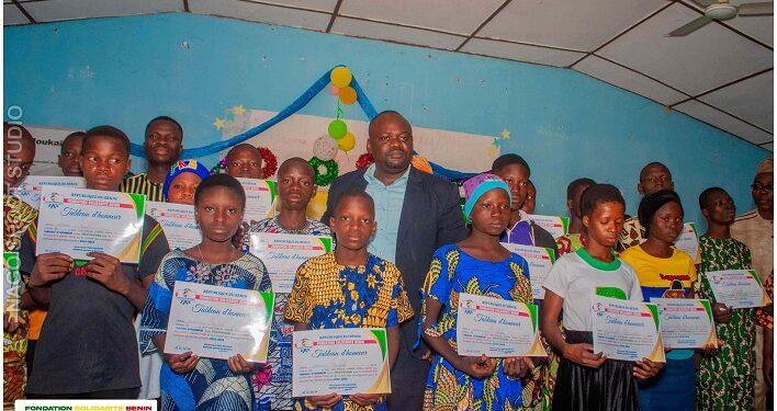 Moukaïla Amadou /Promotion de l’excellence par la distinction des meilleurs élèves dans la commune de Savè : Un jeune fonctionnaire international qui inspire la jeunesse béninoise