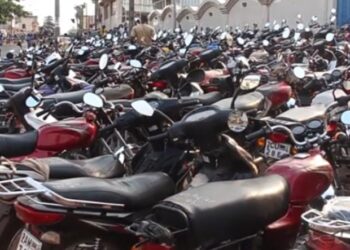 Bénin : Une vente aux enchères publiques de véhicules saisis lancée (les détails)