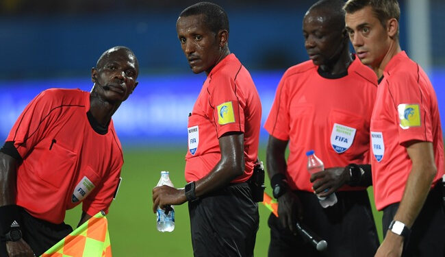 Football : Voici l&rsquo;identité du meilleur arbitre du monde en 2024