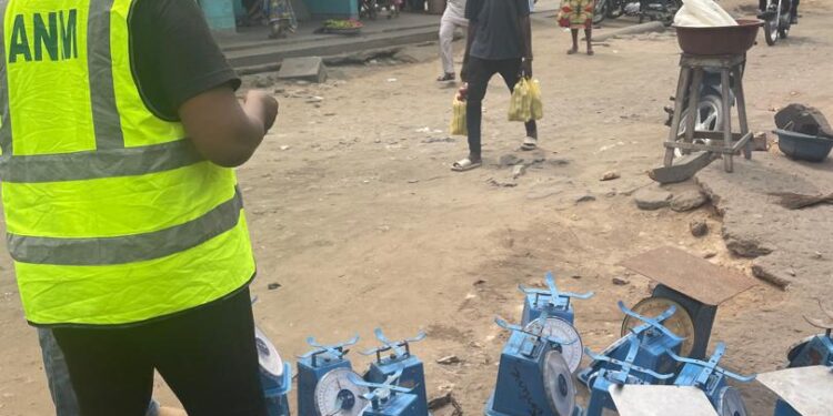 Bénin : Ce qui est attendu après la cinquantaine de balances saisies au port de pêche