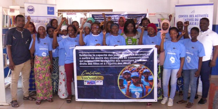 Formation des jeunes filles du Septentrion par Ado Reporters Africa à Parakou : Un atelier de renforcement sur les stratégies de communication pour la défense des droits des femmes