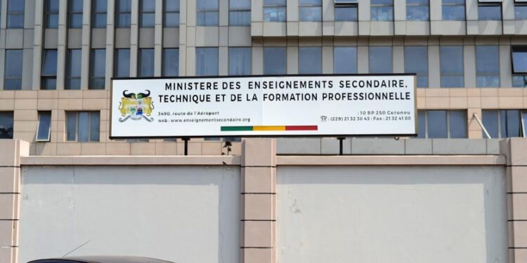 Bénin : Véronique Tognifodé prend les rênes de l’Enseignement secondaire