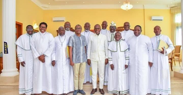 Réunification de l&rsquo;Église du christianisme céleste : Patrice Talon présent à l&rsquo;ouverture de la 1ère réunion du Conseil supérieur de transition