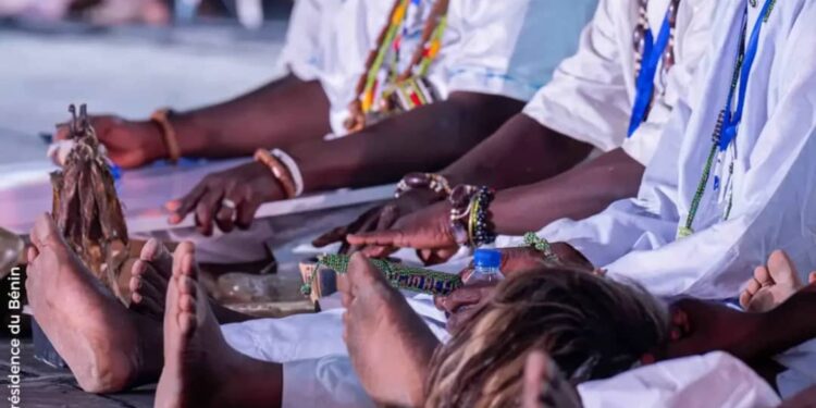 Bénin/Quand l&rsquo;Oracle exigeait l&rsquo;impensable : Un Bokonon sanctionné par les chefs coutumiers