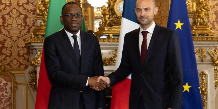 Relations bilatérales : Le ministre Adjadi Bakaki reçu par son homologue français