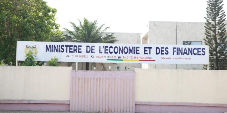 Concours MEF 2025 : Accédez aux listes provisoires des candidatures validées et non validées
