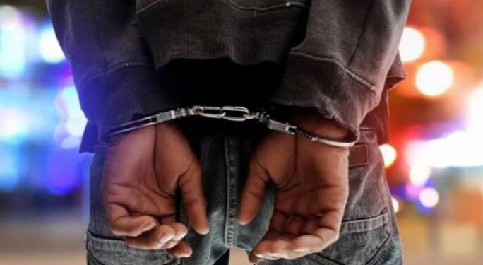 Cambriolage à l&rsquo;école d&rsquo;Akon : Des vivres scolaires volés, un suspect toujours en fuite