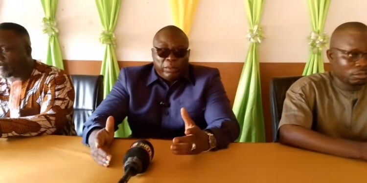De passage à Kilibo dans le cadre de sa tournée : Gbadamassi reçoit devant le roi le serment de la jeunesse de tourner dos aux violences et de s’engager dans la dynamique Talon