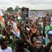 Côte d’Ivoire : La justice condamne des manifestants à 3 ans de prison pour…