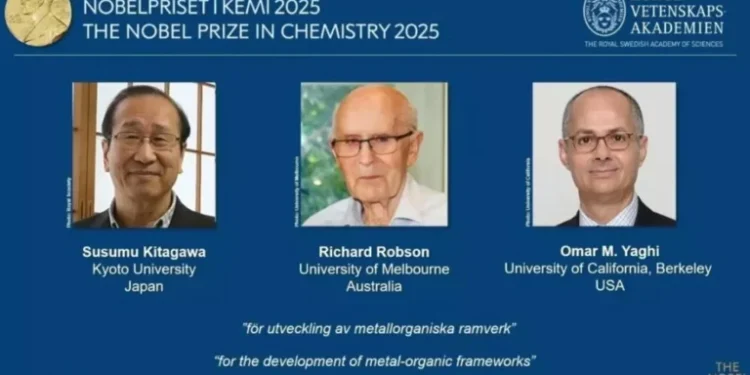Prix Nobel de chimie 2025 : Susumu Kitagawa, Richard Robson et Omar M. Yaghi récompensé pour une découverte révolutionnaire