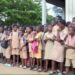 Excellence scolaire récompensée au CEG Les Pylônes : Émile Houndéladji dote les meilleurs élèves au BEPC d&rsquo;outils numériques