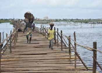 Infrastructures et climat : Sèmè-Podji relance la passerelle de Tchonvi