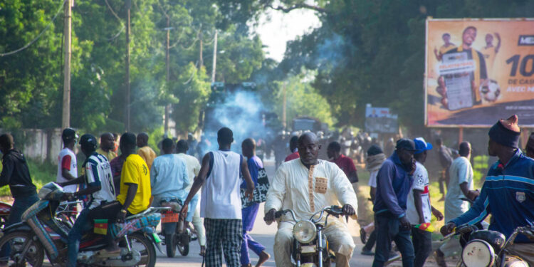 Cameroun : Une trentaine de manifestants post-électoraux placés en détention à Yaoundé, une vingtaine libérée