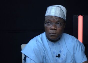 Coup d&rsquo;État déjoué du 7 décembre dernier : Ayadji décrypte et condamne