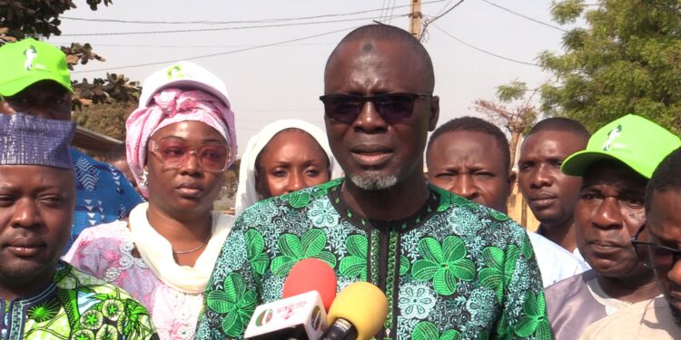 Parakou : Pour des élections apaisées, le maire Zimé et les candidats du Bloc Républicain chez l&rsquo;imam Wakaïya