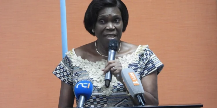 Ambitions et divergences : Simone Gbagbo retire son parti de la coalition ivoirienne
