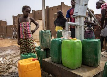 Burkina Faso : les impayés de l’eau désormais passibles de travaux d’intérêt général