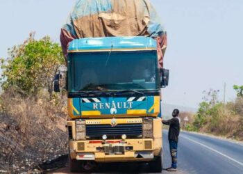 Bénin : Le gouvernement déclare la guerre aux surcharges et camions hors gabarit