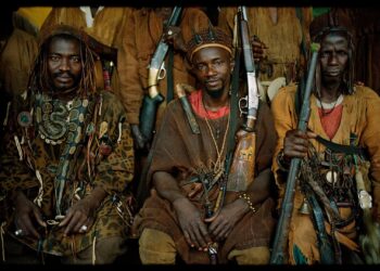 Mali : Les chasseurs dozos, dernier rempart face aux djihadistes à Bandiagara