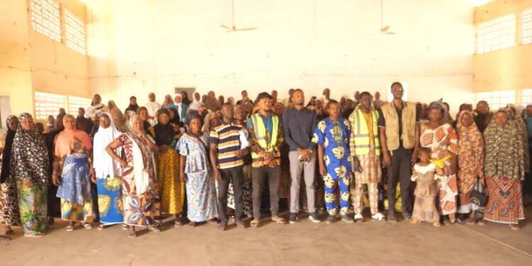 Tournée de concertation dans le Nord du Bénin : Le Fan Club Jeunes WARO 26 célèbre la journée de la femme pour le duo WT