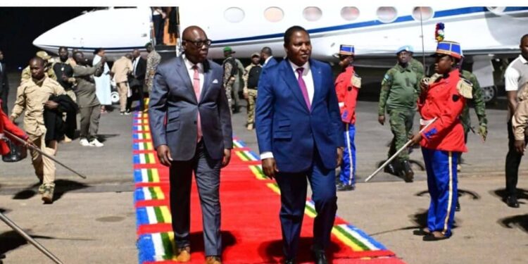 Coopération renforcée : Touadéra rencontre Poutine à Moscou et appelle la diaspora centrafricaine à l&rsquo;engagement