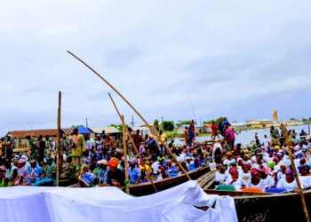 Mobilisation générale pour Wadagni en vue du 12 avril : Row Connect scelle le pacte de la continuité à Ganvié