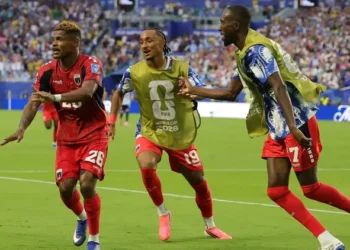 Mondial 2026/Cap-Vert – Uruguay : les Requins Bleus accrochent encore un géant (2-2)