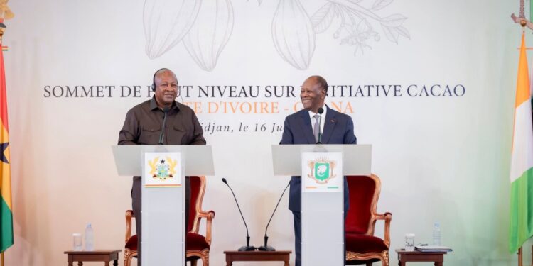Cacao : Ouattara et Mahama font front commun face aux industriels